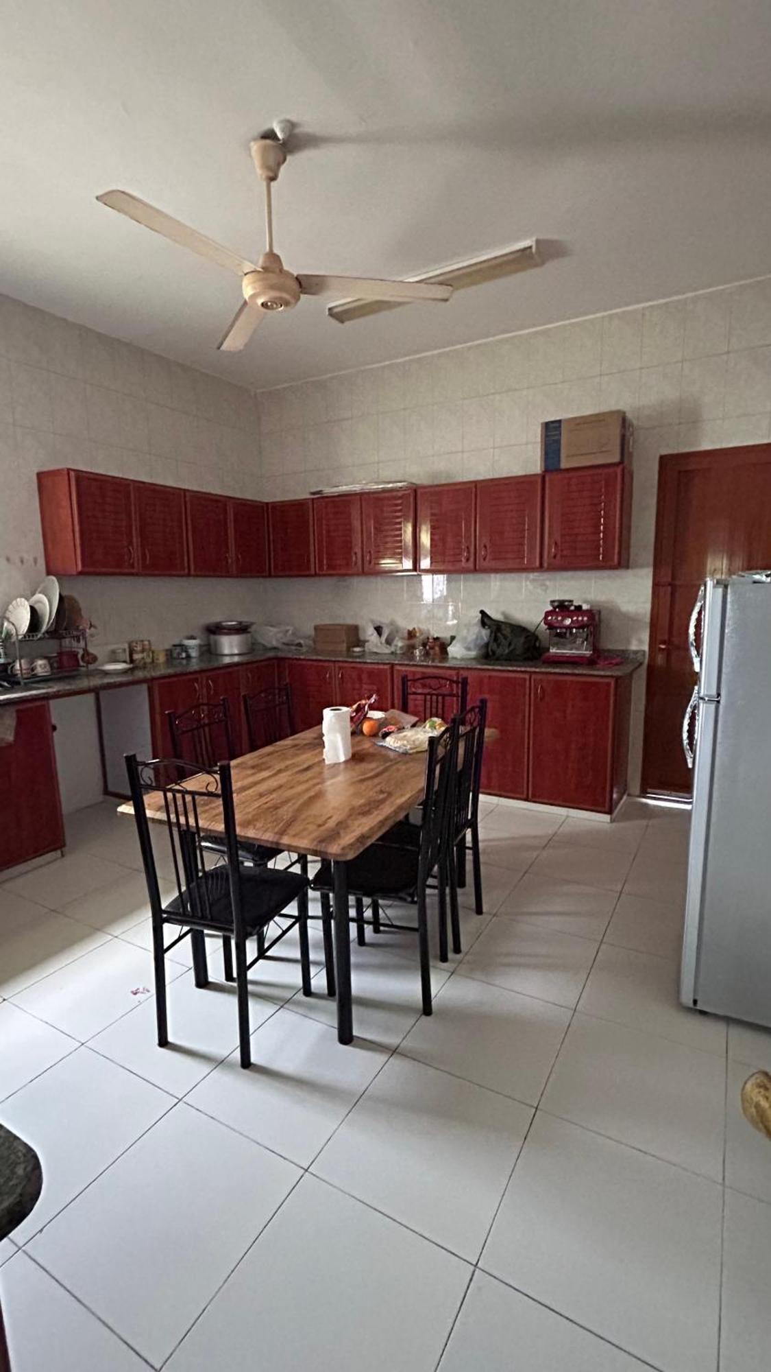 Basil Hostel Маскат Экстерьер фото