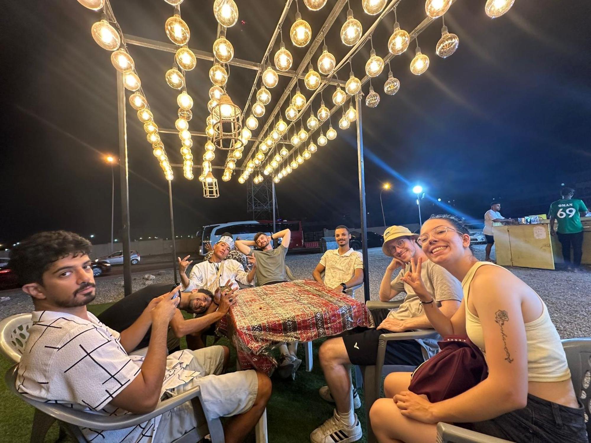 Basil Hostel Маскат Экстерьер фото